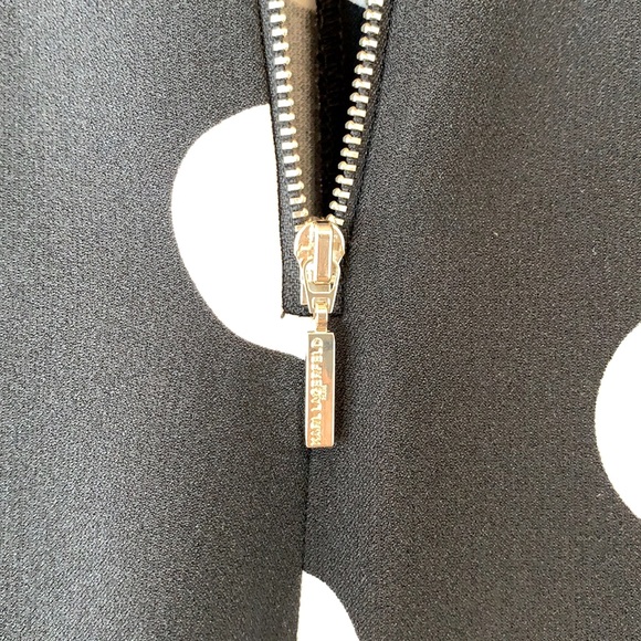 Karl Lagerfeld Paris Size 4 Polka Dot V-Neck Wide Legged Jumpsuit - Picture 13 of 16